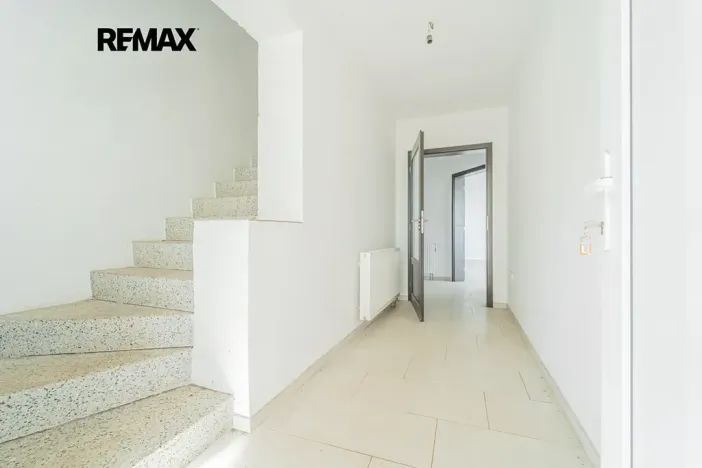 Prodej rodinného domu, Vinařice, 202 m2