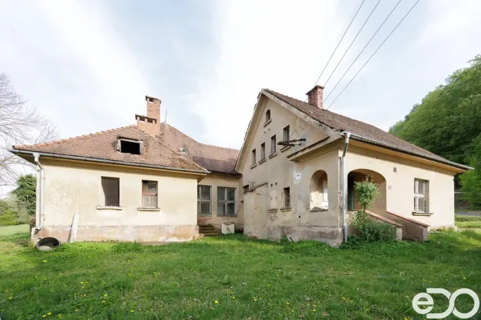Prodej rodinného domu, Ralsko - Náhlov, 279 m2