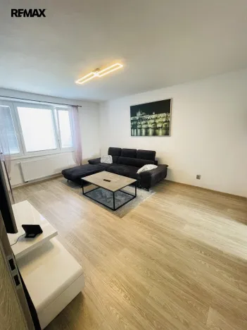 Pronájem bytu 3+1, Březník, 68 m2