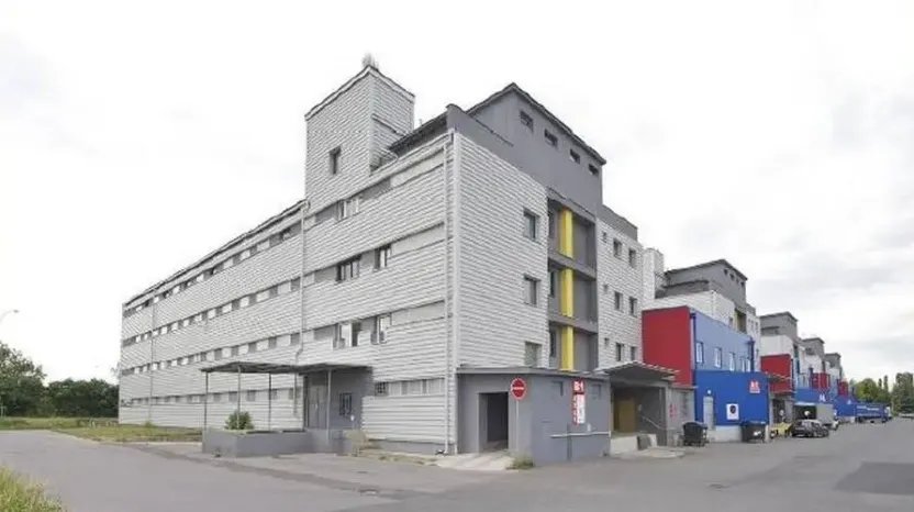 Pronájem skladu, Praha - Horní Počernice, Ve žlíbku, 37 m2