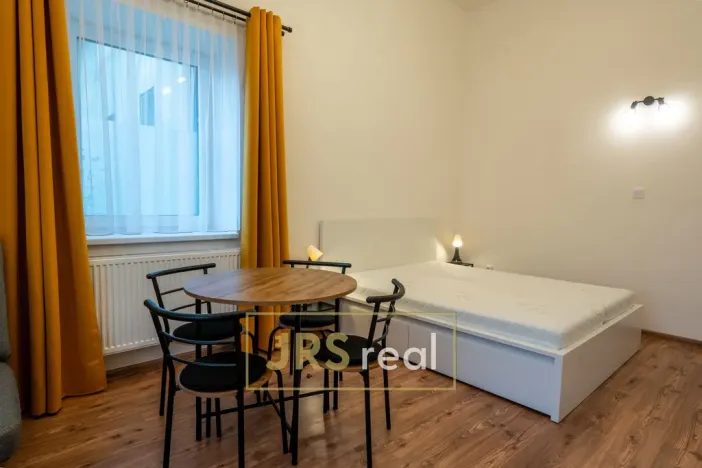 Pronájem bytu 1+kk, Uherský Ostroh, 30 m2