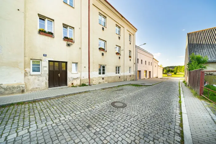 Prodej bytu 3+1, Planá, Hřbitovní, 86 m2