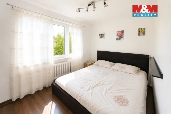Prodej bytu 3+1, Karviná - Ráj, Božkova, 56 m2