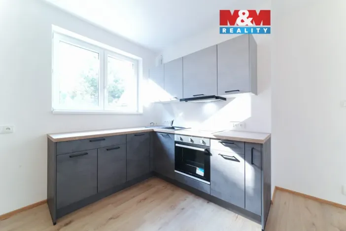 Pronájem bytu 2+kk, Plzeň - Bolevec, Žlutická, 48 m2