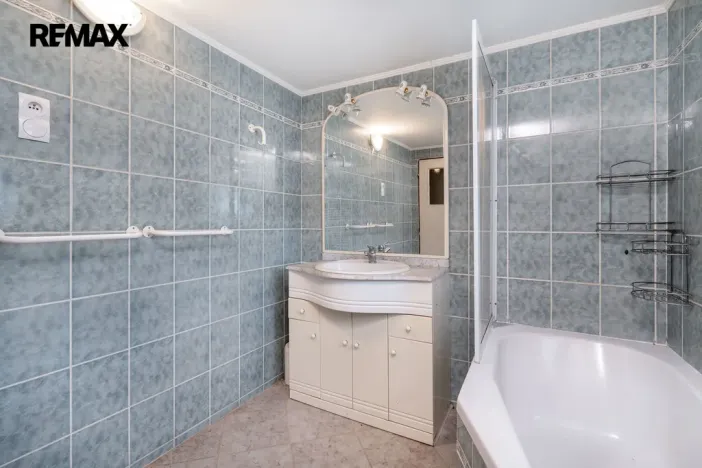 Prodej rodinného domu, Šindelová - Obora, 237 m2