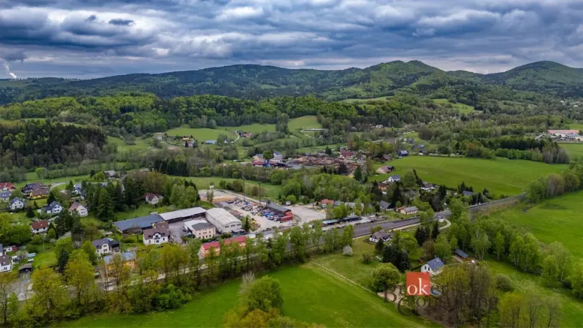 Prodej komerčního pozemku, Mníšek, Nádražní, 20448 m2