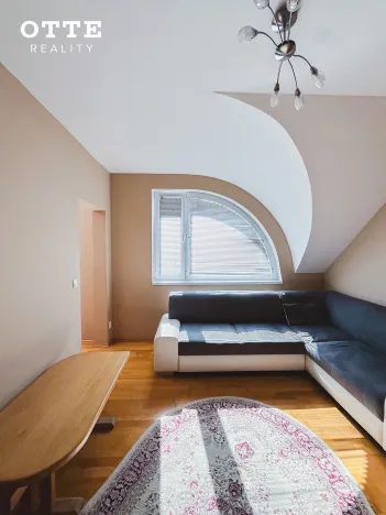 Prodej bytu 3+1, Plzeň, Lesní, 78 m2