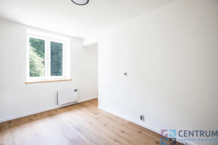 Pronájem bytu 2+kk, Velké Hamry, 38 m2