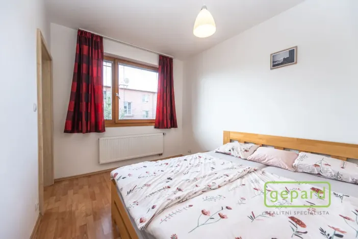 Pronájem bytu 3+kk, Praha, Nehvizdská, 69 m2