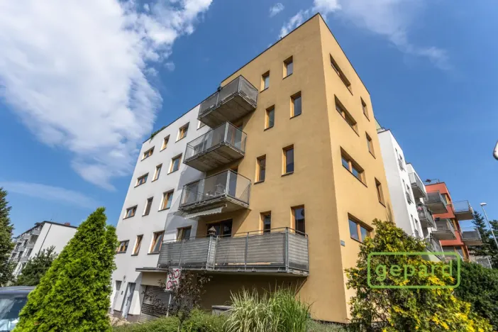 Pronájem bytu 3+kk, Praha, Nehvizdská, 69 m2