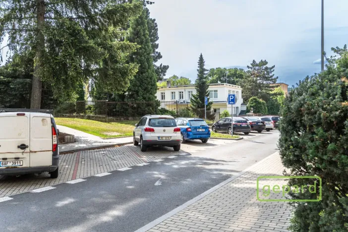 Pronájem bytu 3+kk, Praha, Nehvizdská, 69 m2
