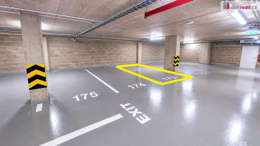 Pronájem garáže, Praha, Čerpadlová, 13 m2