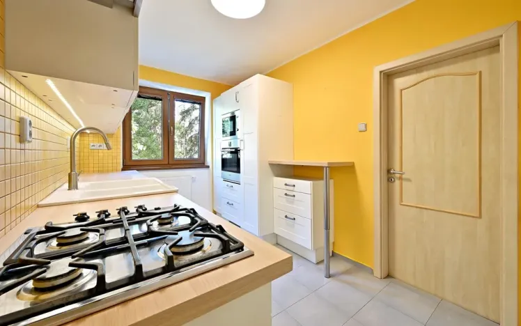 Prodej bytu 3+1, Praha - Košíře, Destinové, 79 m2