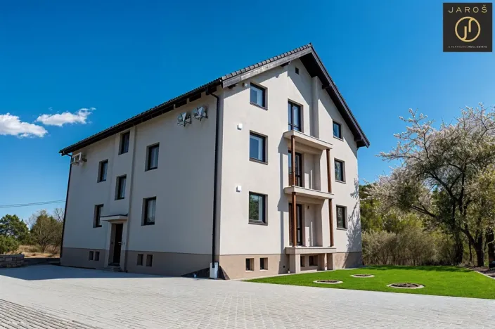 Prodej bytu 2+kk, Kladno, Dvorská, 37 m2