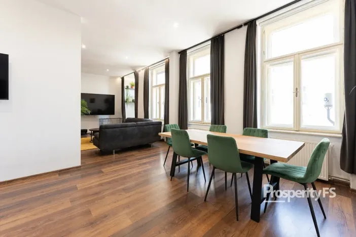 Prodej bytu 1+kk, Olomouc, Javoříčská, 72 m2