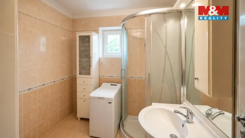Prodej rodinného domu, Karlovy Vary - Hůrky, Pražská silnice, 240 m2