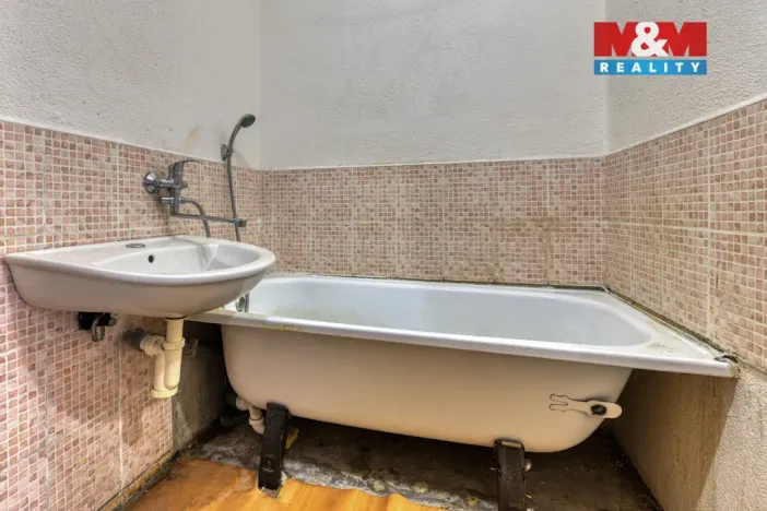 Prodej bytu 2+1, Rotava, Sídliště, 54 m2