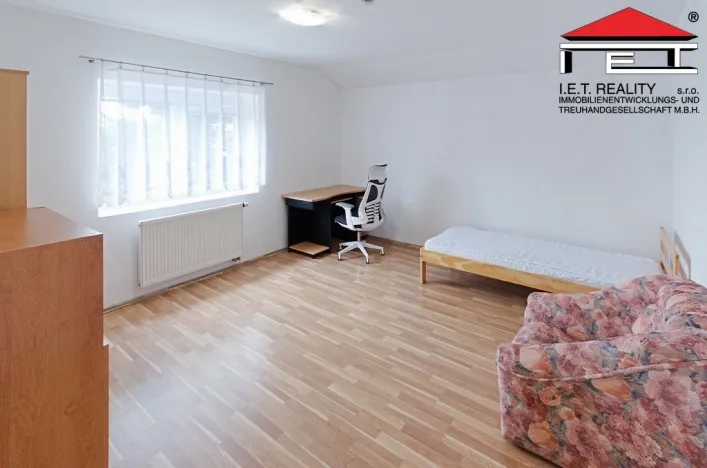 Pronájem bytu 2+1, Praha - Kbely, Svijanská, 54 m2