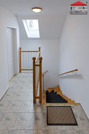 Pronájem bytu 2+1, Praha - Kbely, Svijanská, 54 m2