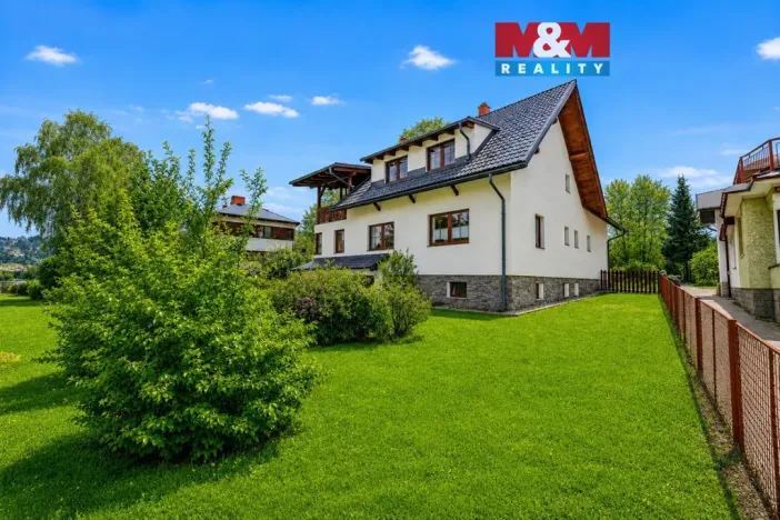 Prodej rodinného domu, Deštné v Orlických horách, 400 m2
