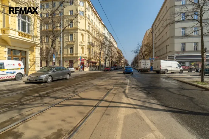 Pronájem bytu 2+1, Praha - Vinohrady, Korunní, 67 m2