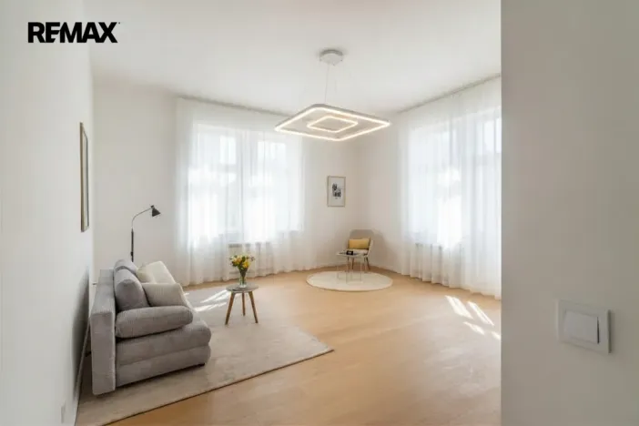 Pronájem bytu 2+kk, Praha - Vinohrady, Korunní, 65 m2