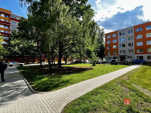 Prodej bytu 2+kk, Kladno - Kročehlavy, Francouzská, 40 m2