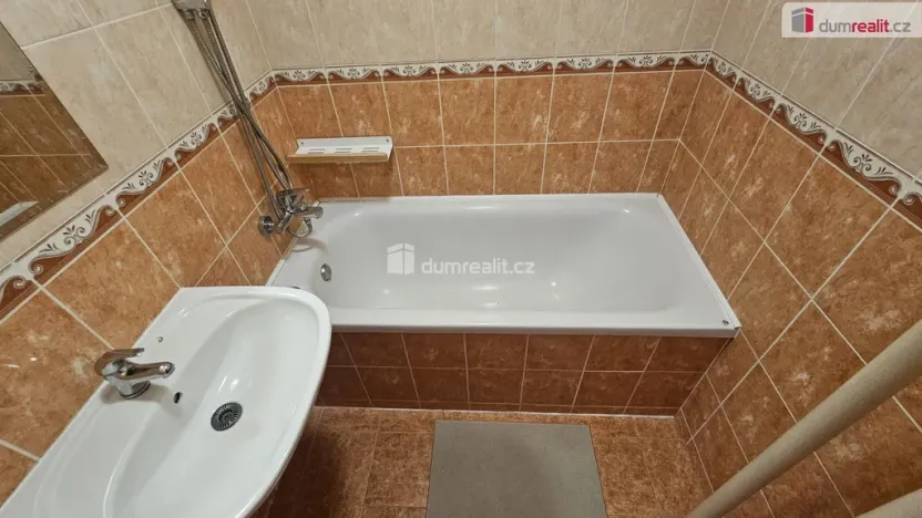 Pronájem bytu 2+1, Praha - Dejvice, Generála Píky, 53 m2