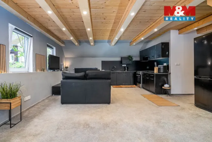 Prodej rodinného domu, Mařenice, 1190 m2