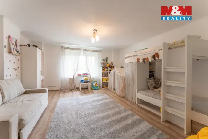 Prodej rodinného domu, Oskořínek, Novodvorská, 400 m2