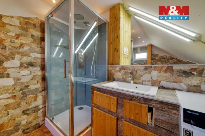 Prodej rodinného domu, Skalná, Slepá, 175 m2