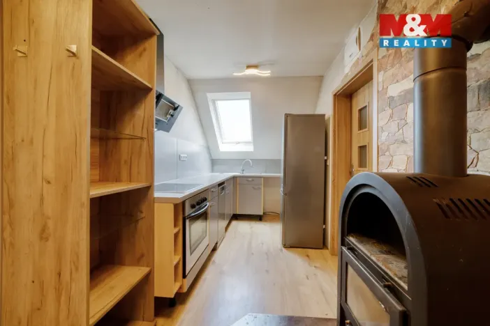 Prodej rodinného domu, Skalná, Slepá, 175 m2