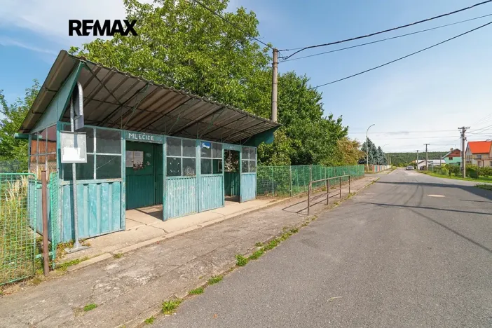 Prodej pozemku pro bydlení, Mlečice, 983 m2