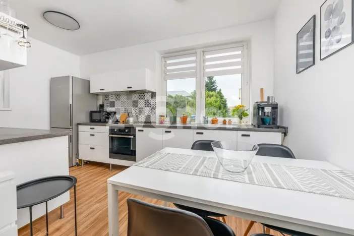 Prodej bytu 2+1, Otrokovice, Hložkova, 56 m2
