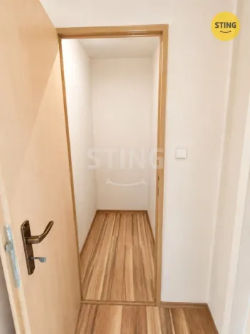 Prodej bytu 1+1, Orlová, Okružní, 38 m2