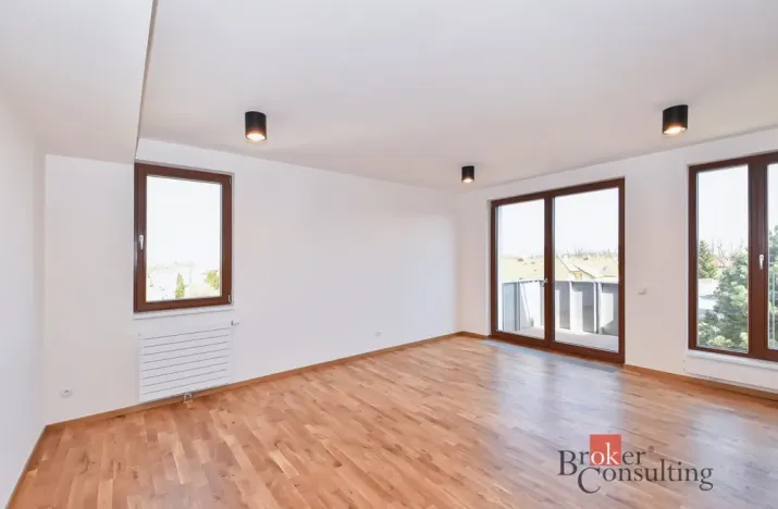 Pronájem bytu 2+kk, Praha - Dolní Chabry, Ústecká, 59 m2