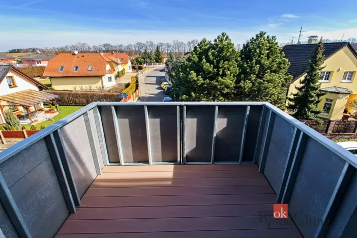 Pronájem bytu 2+kk, Praha - Dolní Chabry, Ústecká, 59 m2