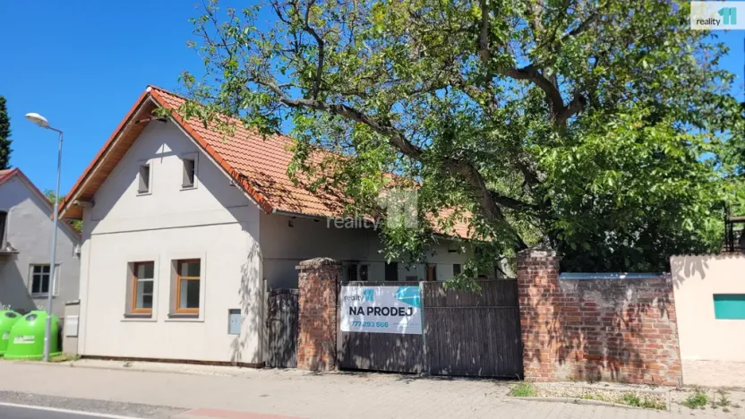 Prodej rodinného domu, Pečky - Velké Chvalovice, Pečecká, 75 m2