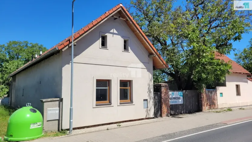 Prodej rodinného domu, Pečky - Velké Chvalovice, Pečecká, 75 m2