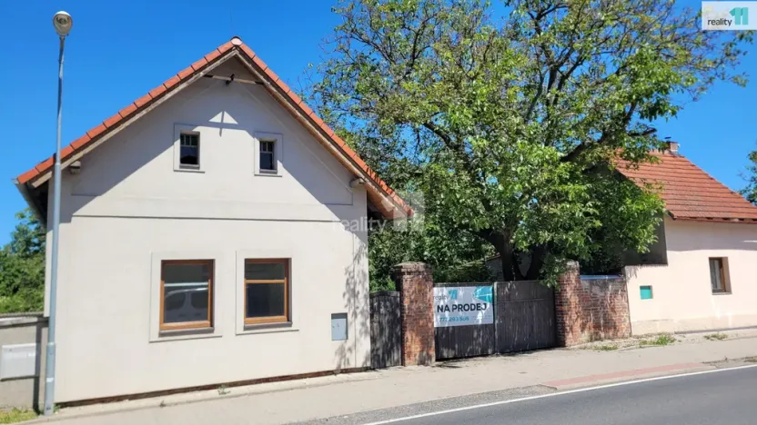Prodej rodinného domu, Pečky - Velké Chvalovice, Pečecká, 75 m2