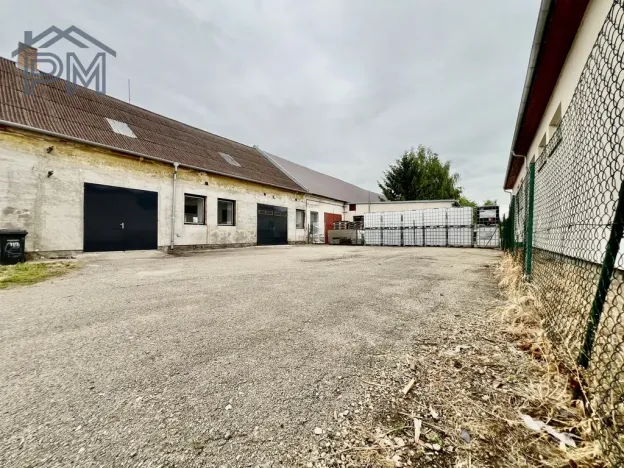 Pronájem výrobních prostor, Velké Němčice, 136 m2