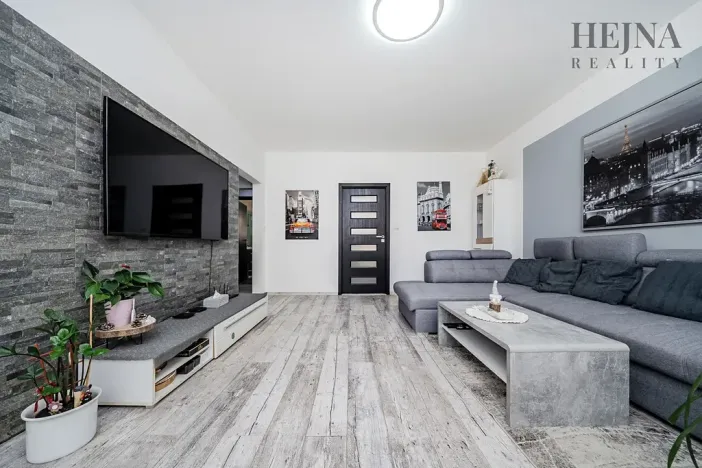 Prodej bytu 4+1, Orlová, Karla Dvořáčka, 82 m2