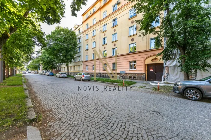 Prodej garáže, Plzeň, Plzenecká, 16 m2
