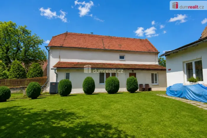Pronájem komerční nemovitosti, Chbany - Vikletice, 3800 m2