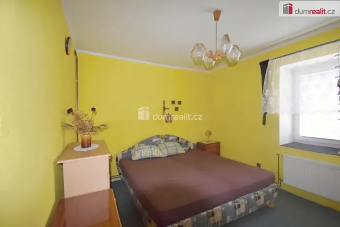 Pronájem komerční nemovitosti, Chbany - Vikletice, 3800 m2