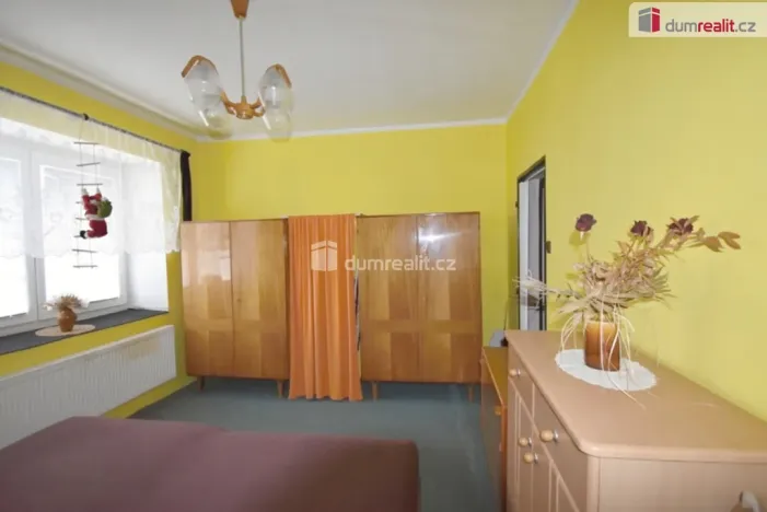 Pronájem komerční nemovitosti, Chbany - Vikletice, 3800 m2