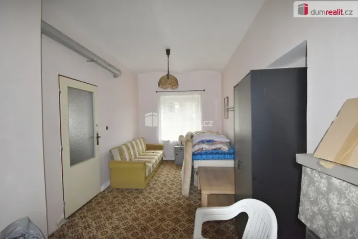 Pronájem komerční nemovitosti, Chbany - Vikletice, 3800 m2