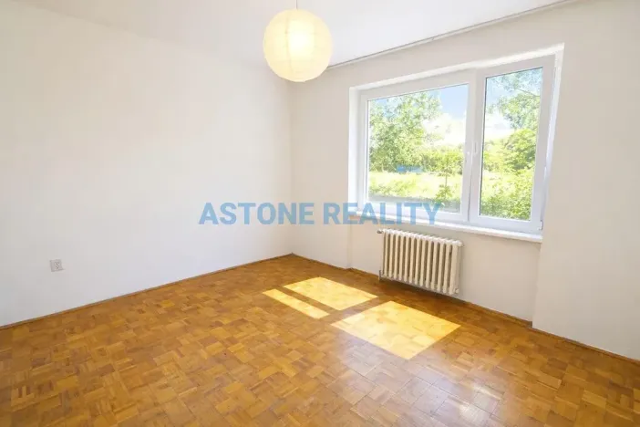 Pronájem bytu 3+1, Praha - Modřany, Hřebíkova, 76 m2