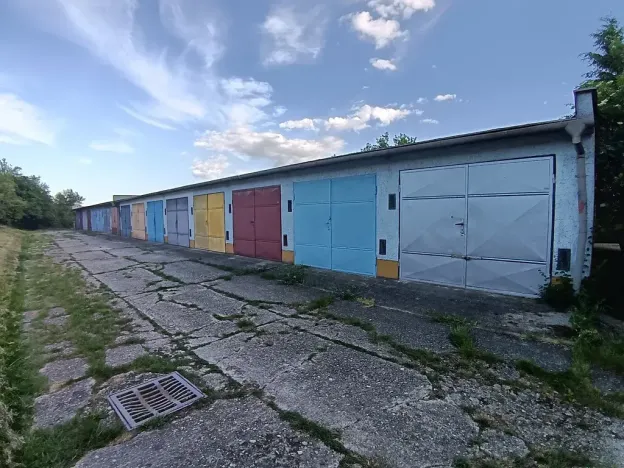 Pronájem garáže, Uherský Brod, U Plynárny, 18 m2