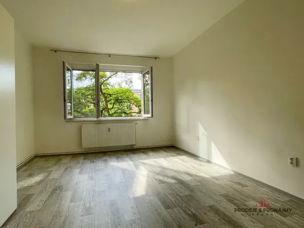 Pronájem bytu 2+1, Praha - Strašnice, Nučická, 70 m2